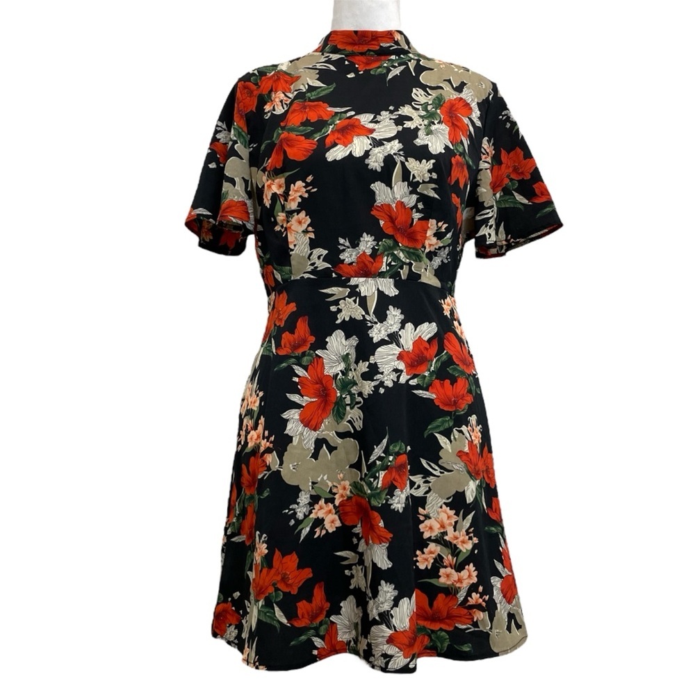 Boohoo Petite Black & Red Floral Flutter Sleeve Skater Dress